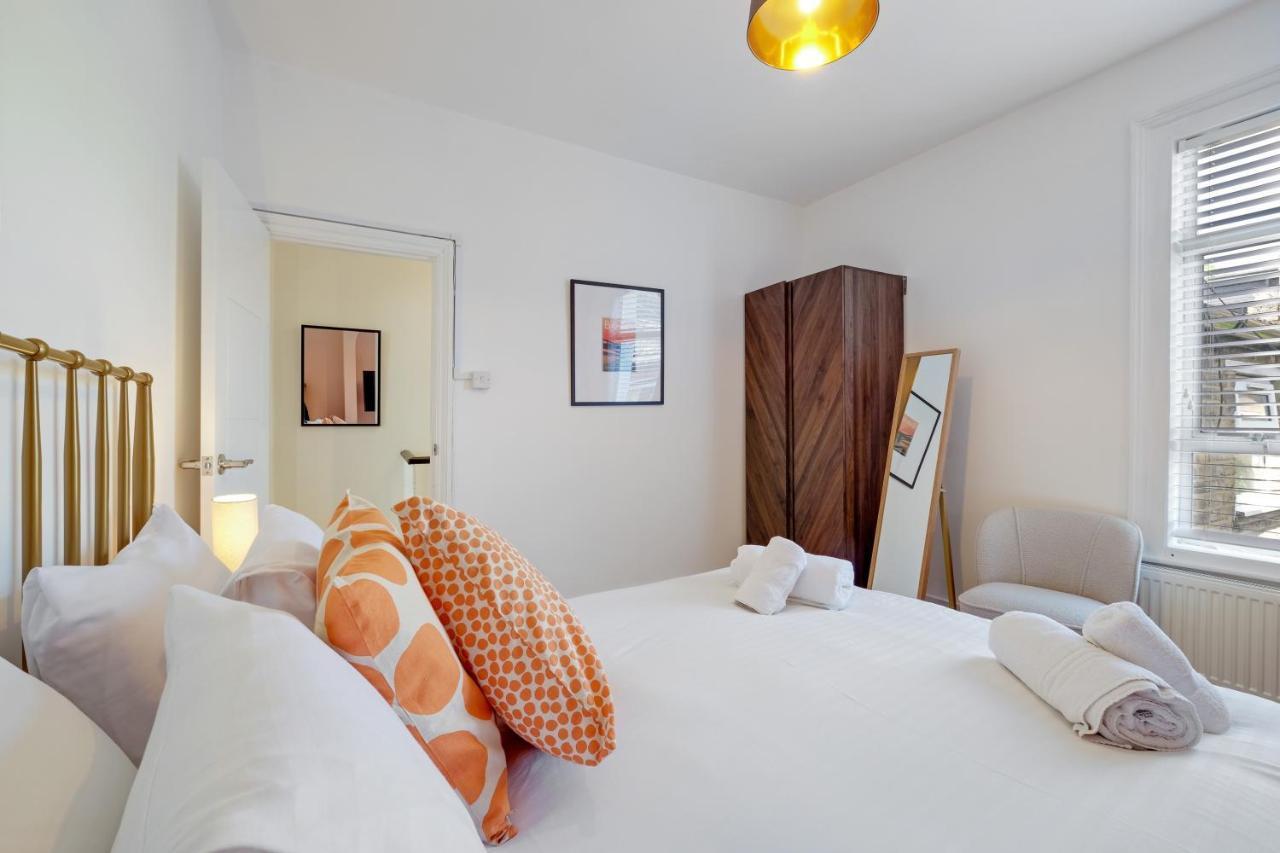 Luxury 3 Bedroom 2 Bathroom House, Fulham By 360Stays London Exterior photo